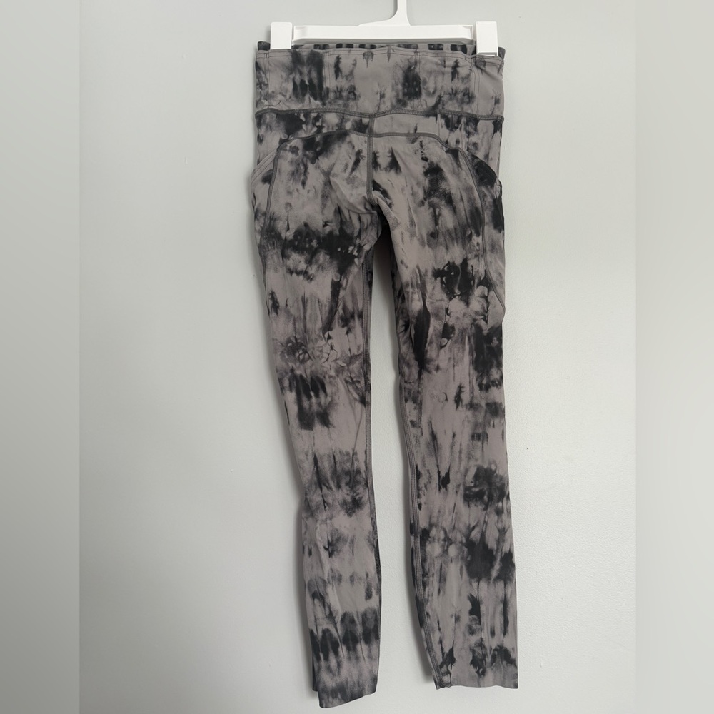 Lululemon Fast and Free Tight II Game Day Dark Chrome Black Multi - Picture 3 of 8
